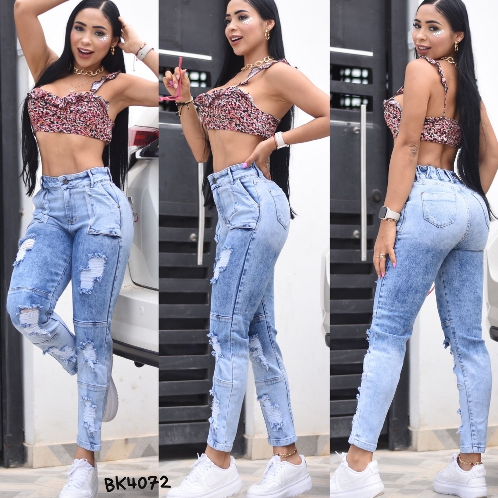 Colombian mom jeans